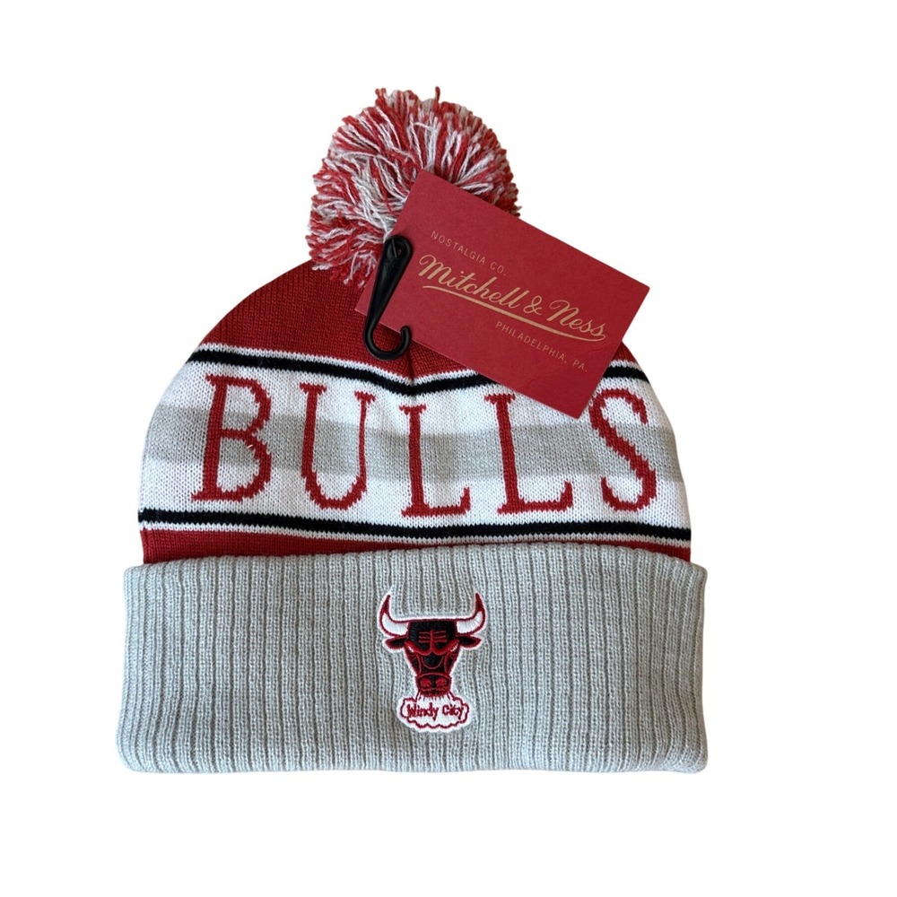 Mitchell & Ness Chicago Bulls Beanie Unisex Red Grey NWT Pom Knit Hat SIZE OS
